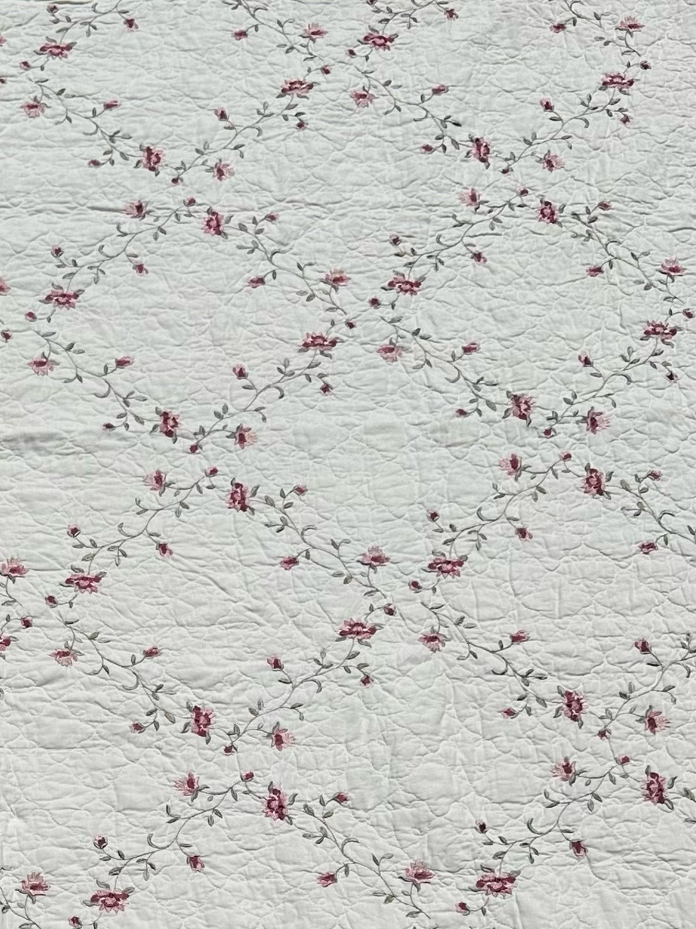 Classic Creamy White Floral Embroidered Quilt Set 1 Pillow Sham Hannalore Cotton - Picture 3 of 16